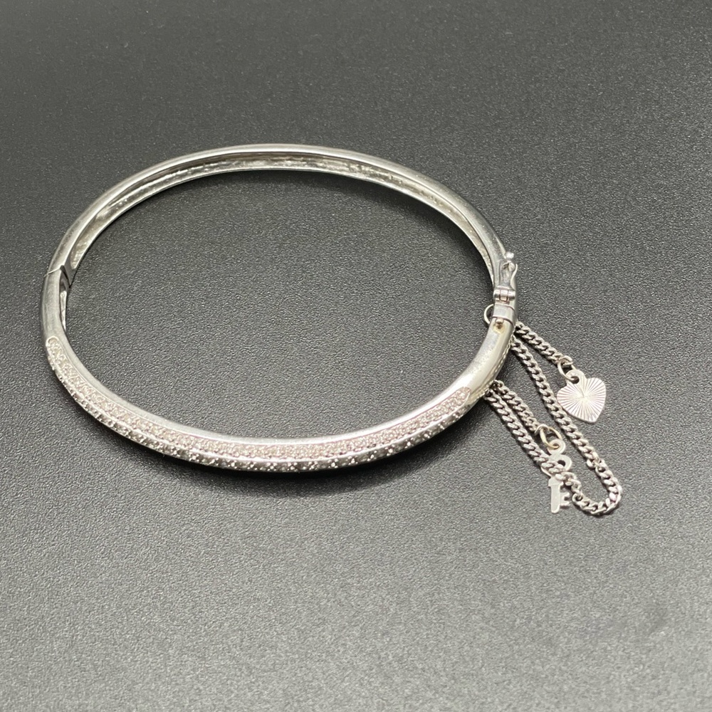 GENUINE DIAMOND BRACELET IN PLATINUM/SILVER